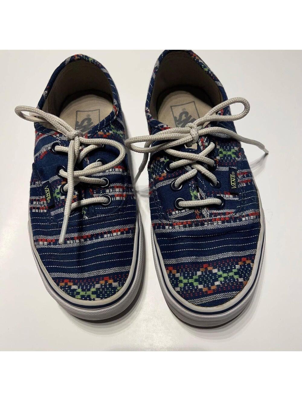Aztec print Vans